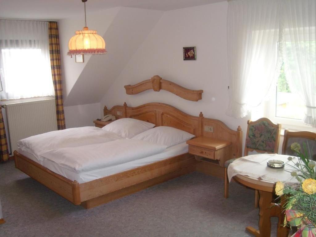Hotel Dreischlaeger Hof Neustadt  Esterno foto