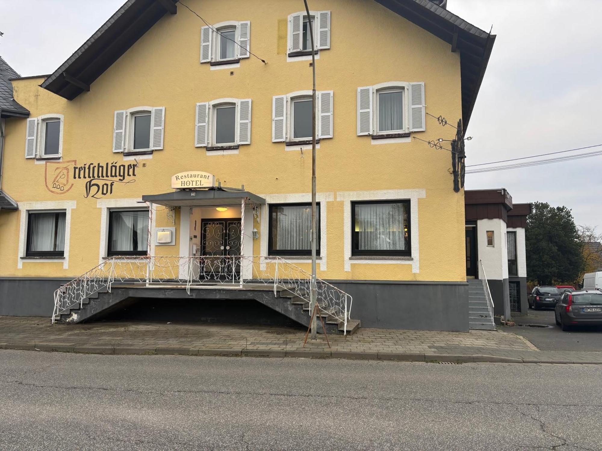 Hotel Dreischlaeger Hof Neustadt  Esterno foto