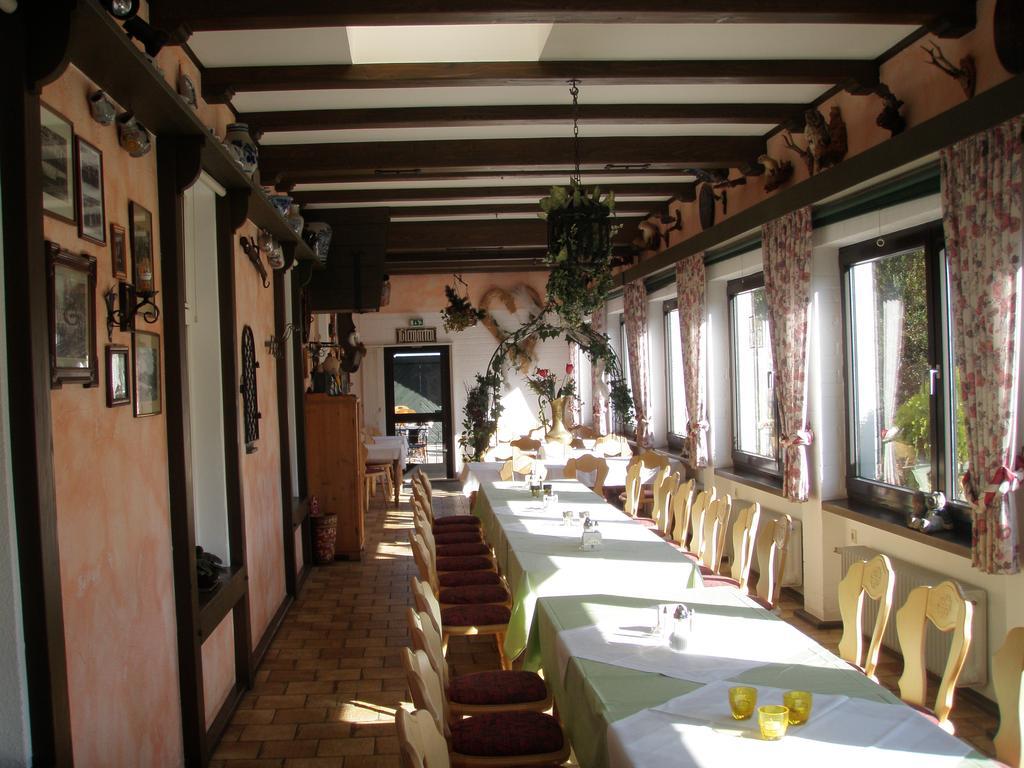 Hotel Dreischlaeger Hof Neustadt  Esterno foto